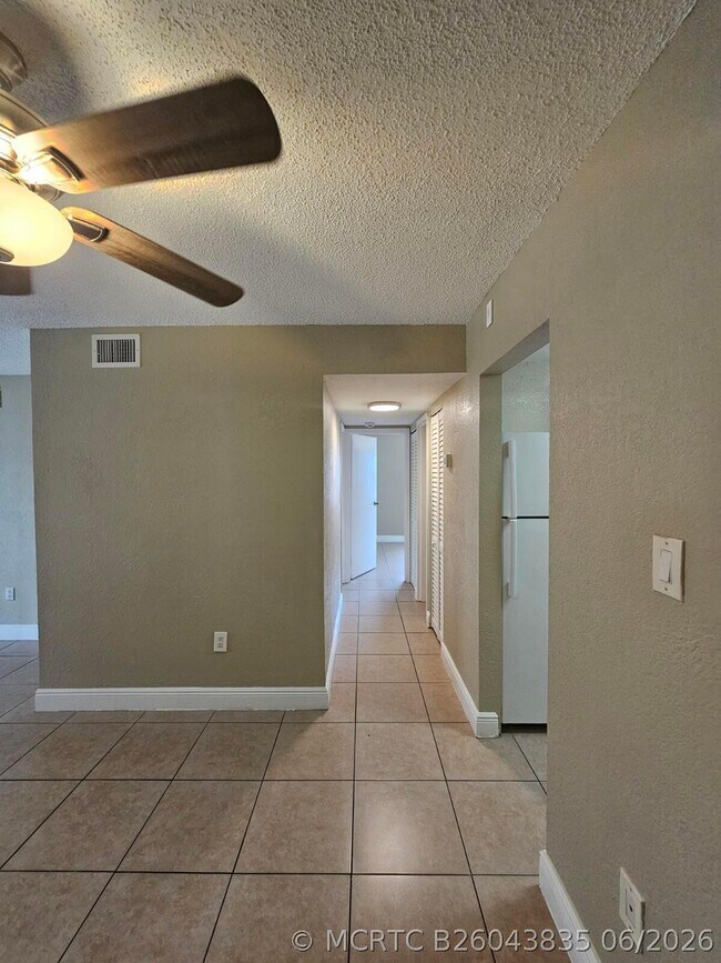 Foto del edificio - 4324 NW 9th Ave