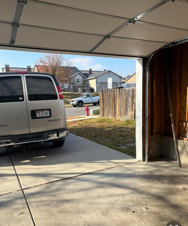 Foto del edificio - 6189 Dewdrops Dr