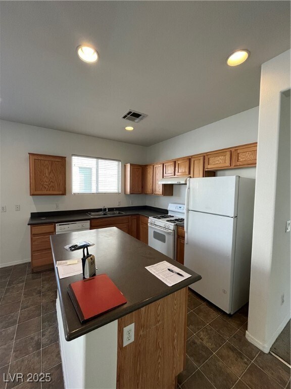 Building Photo - 4416 Santa Clarita Ave