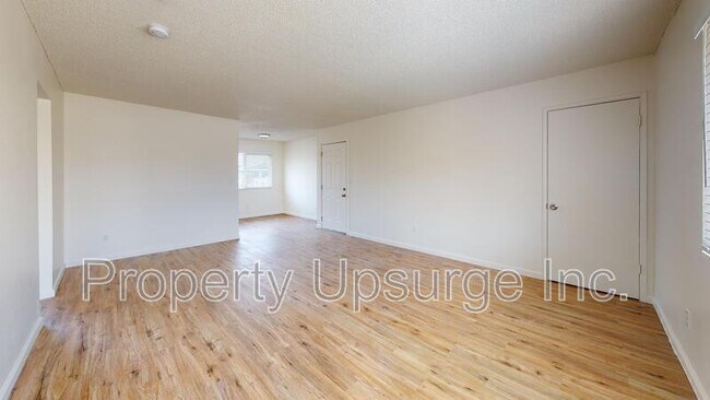 Foto del edificio - 1710 Bruce St
