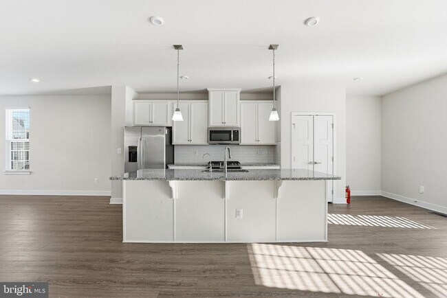 Foto del edificio - 42538 Tiber Falls Sq