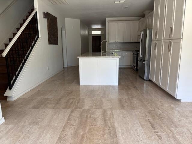 Building Photo - 9813 Sandhill Dr