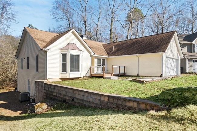 Building Photo - 675 Clearwater Pl