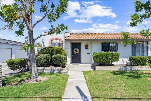 Foto principal - 2170 S Euclid St