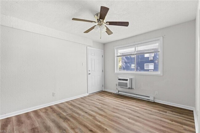 Foto del edificio - 200 Pullman Ave