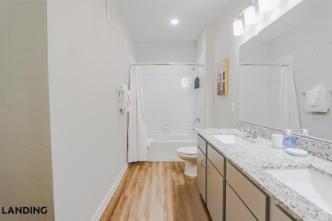 Building Photo - 2331 Commerce Park Dr NE