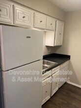 Building Photo - 7301 Sanger Ave
