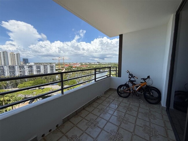 Building Photo - 500 Three Islands Boulevard
