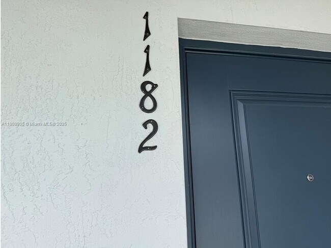 Foto del edificio - 1182 SE 1st Ave