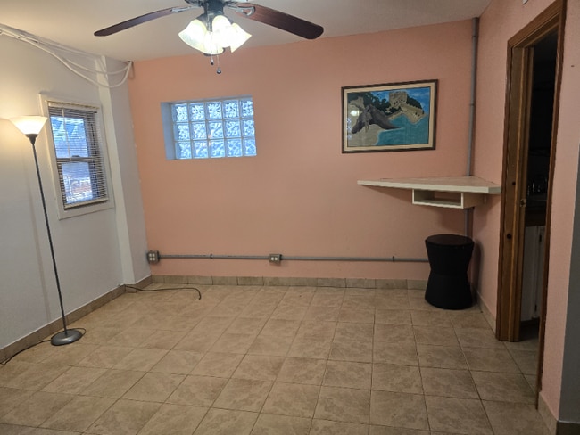 Building Photo - 324 S French Broad Ave