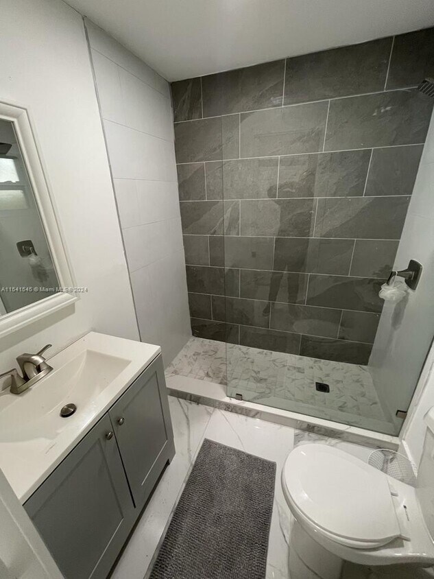 Foto del edificio - 4910 SW 28th Terrace