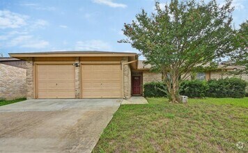 Building Photo - 6511 Lancret Hill Dr