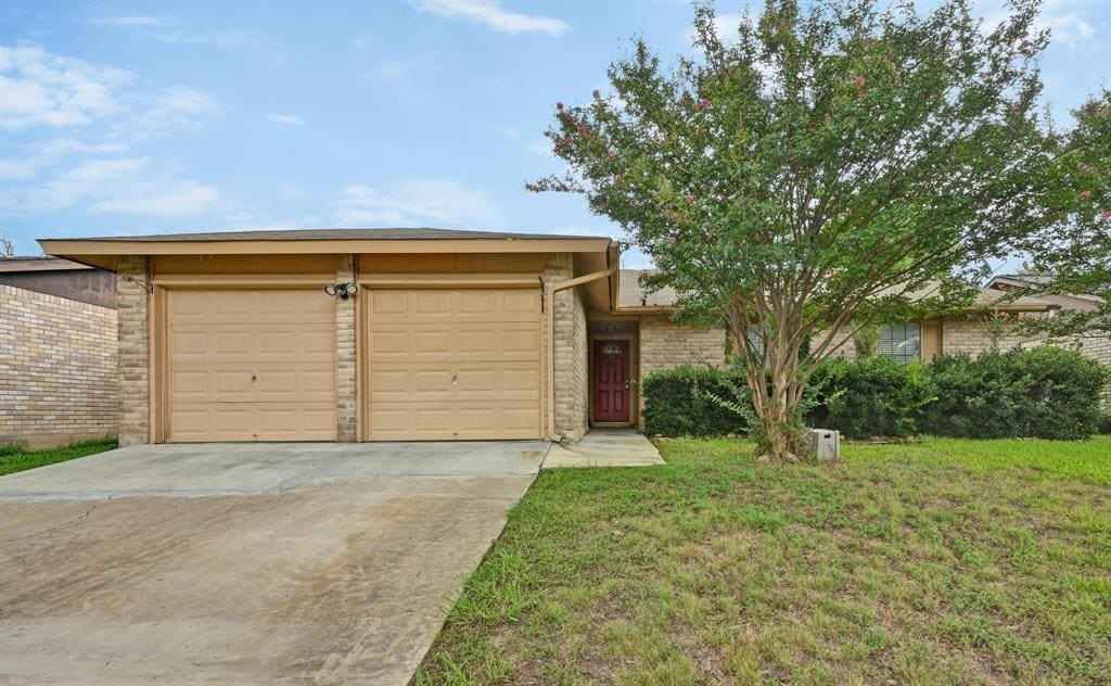 Primary Photo - 6511 Lancret Hill Dr