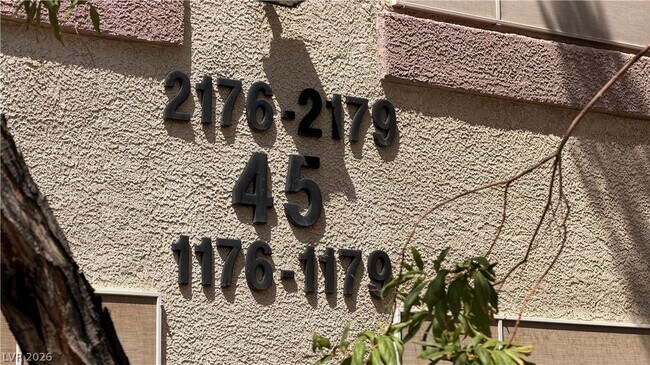 Building Photo - 5710 E Tropicana Ave