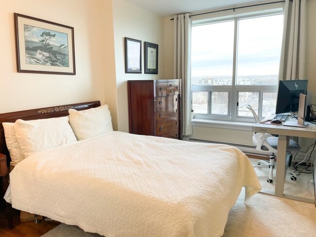Photo du bâtiment - 2677 Gladstone St