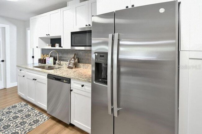 Foto del edificio - 418 40th Ave S