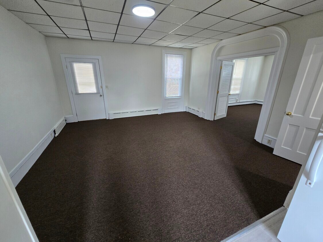 Foto del edificio - 200 E Williams St