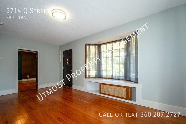 Building Photo - Impeccable vintage 3BD bungalow in Vancouver