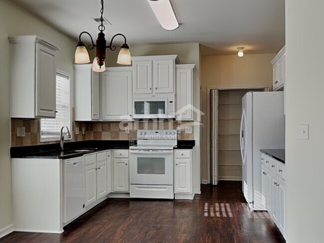 Foto del edificio - 14616 Asheton Creek Dr