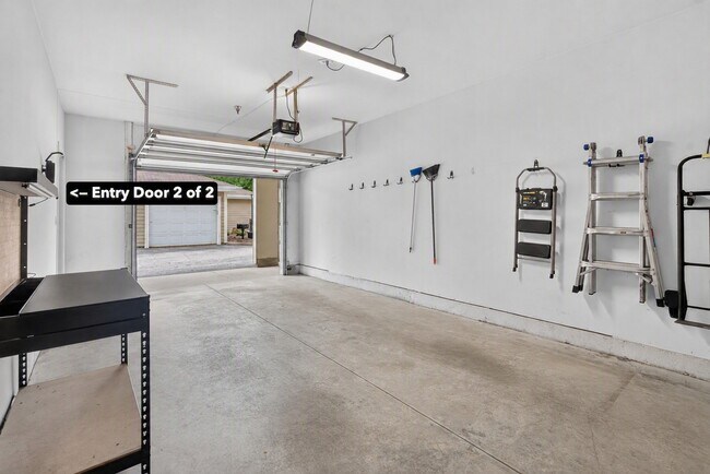 Foto del edificio - 2732 McKnight Crossing Ct