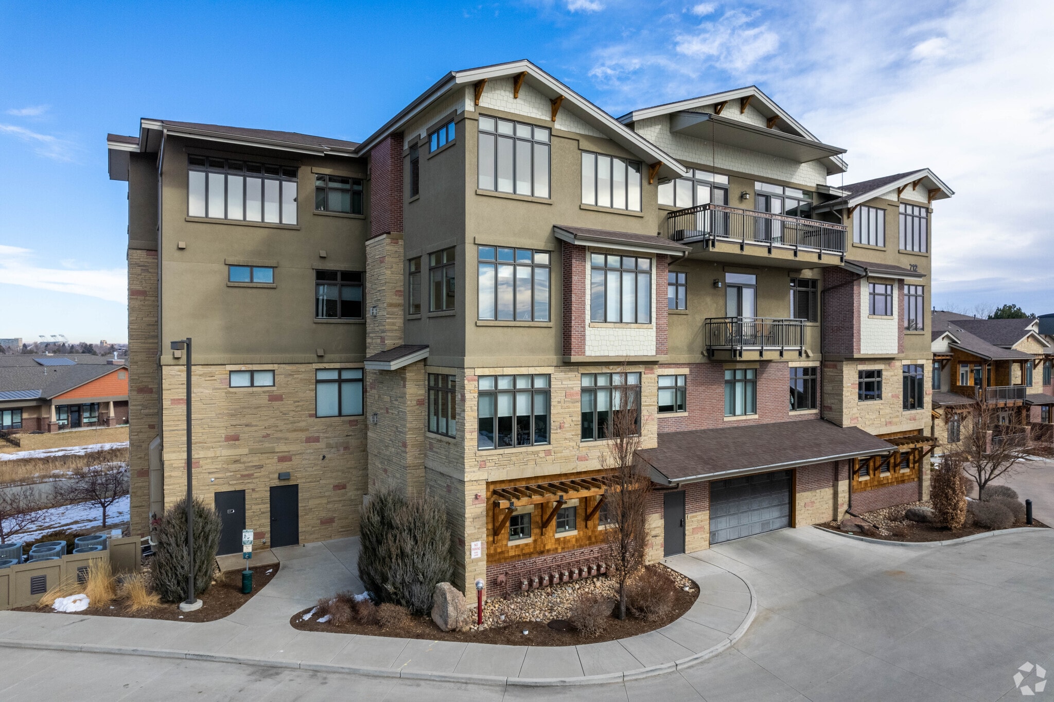 Arrowhead Centre Condos