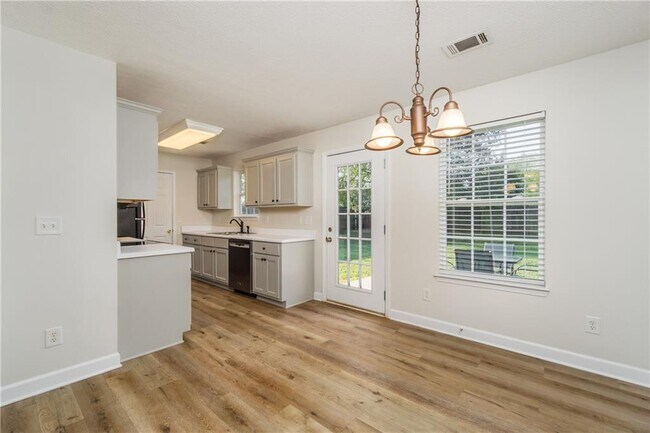 Building Photo - 326 Fortner Dr