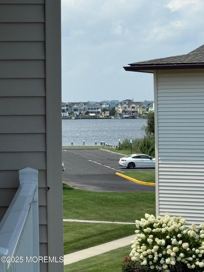 Building Photo - 42 Wharfside Dr
