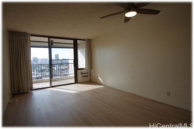 Building Photo - 3138 Waialae Ave