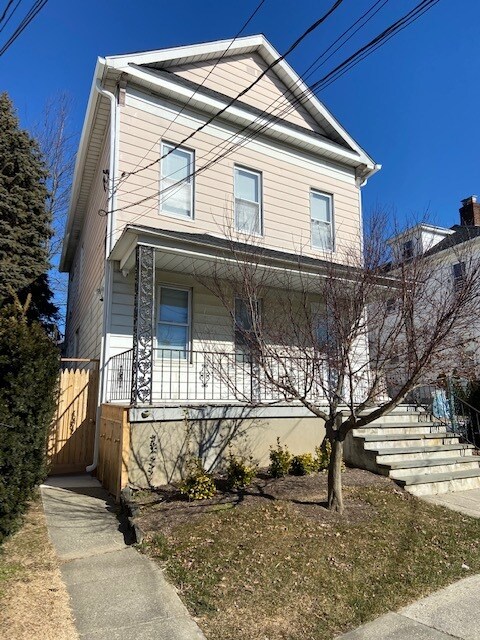 Front Door - 26 Ann St
