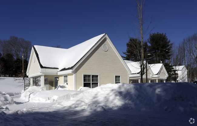 Building Photo - Varney Square Apartments