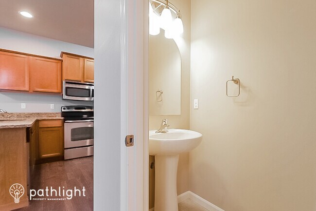 Foto del edificio - 2386 SE Kelby Circle, Port Orchard, WA, 98366