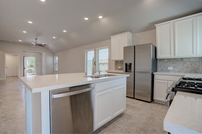 Building Photo - 554 Chestnut Reef Ct