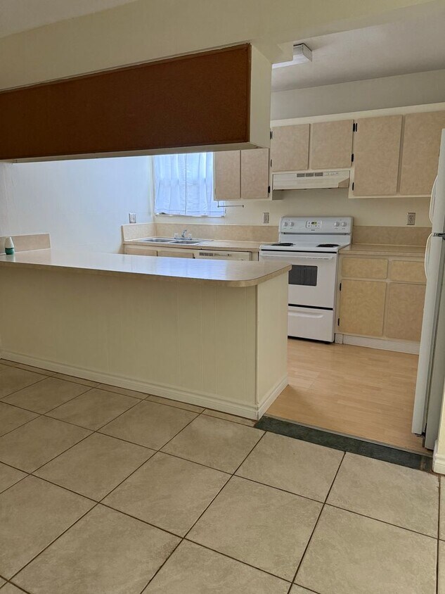 Foto principal - LEASE NOW AND ENJOY 50% OFF 2ND MONTH! Loc...
