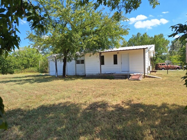 Building Photo - 6747 N 78th West Ave