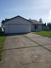 Building Photo - 6900 NE 157th Ave