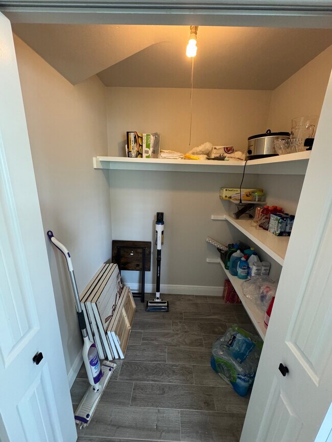 Foto del edificio - 13926 Sunset Dr