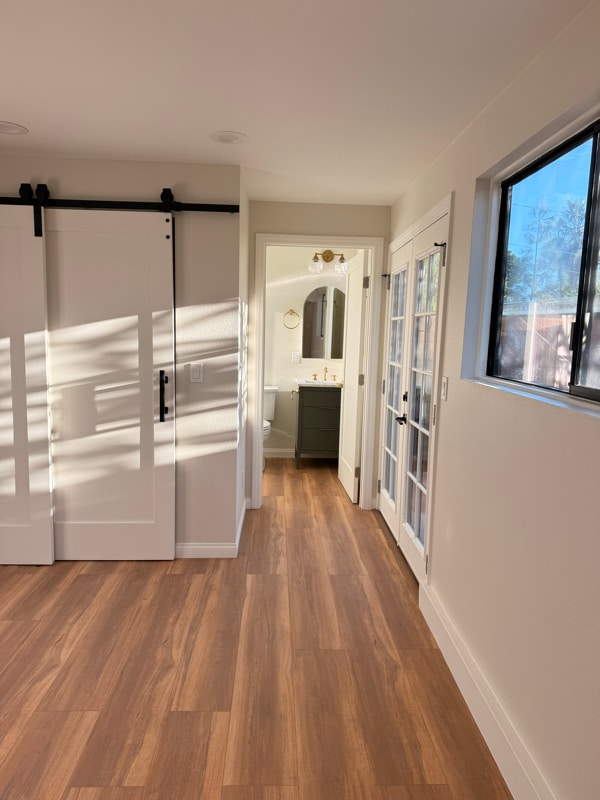 Foto del edificio - 4290 Dean Dr