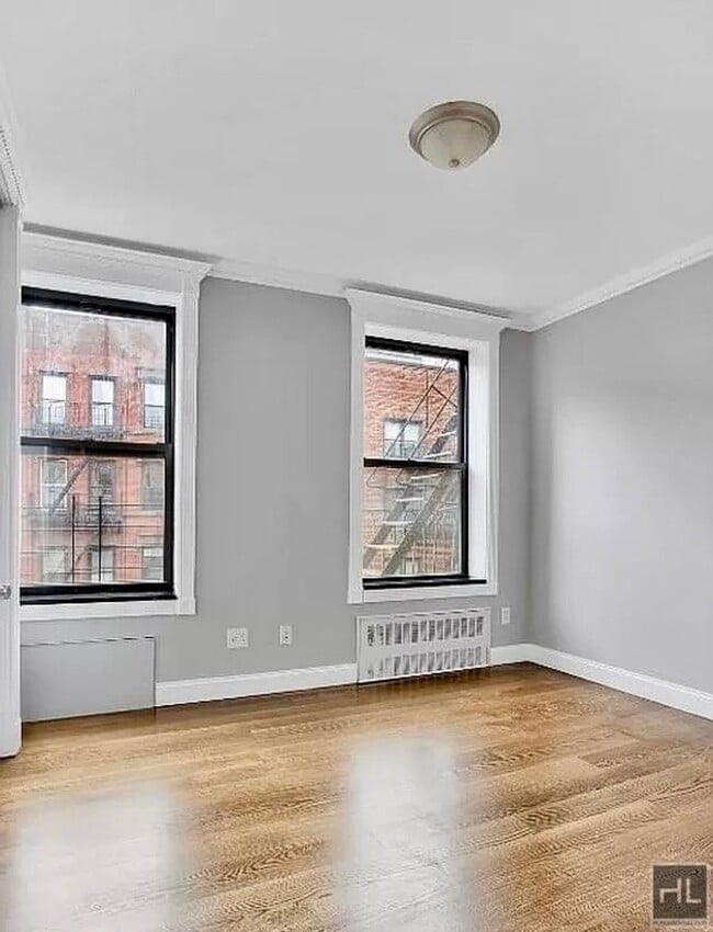 Building Photo - East 25th Street
