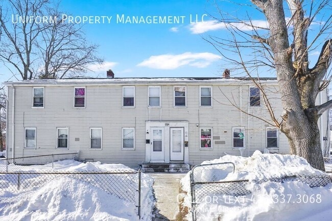 Foto del edificio - 12 Putnam Cir