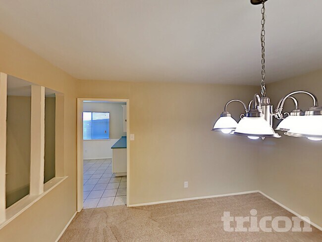 Foto del edificio - 7528 Four Winds Dr