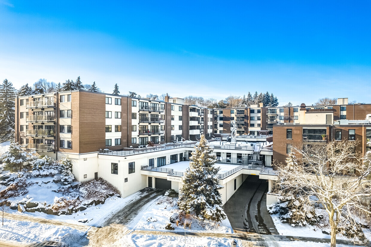 Primary Photo - Groveland Terrace