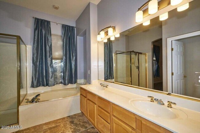 Foto del edificio - 4771 E Casey Ln