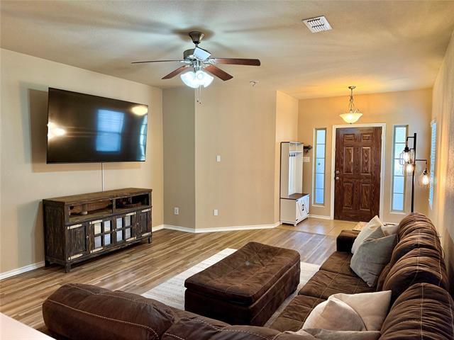 Building Photo - 1068 Meadow Scape Dr