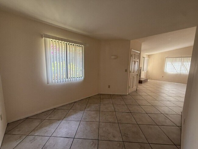 Foto del edificio - 52765 Avenida Diaz