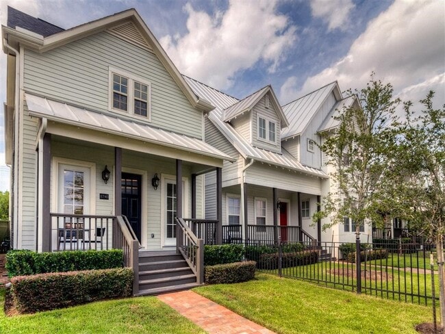 Foto del edificio - 8740 Kempwood Dr