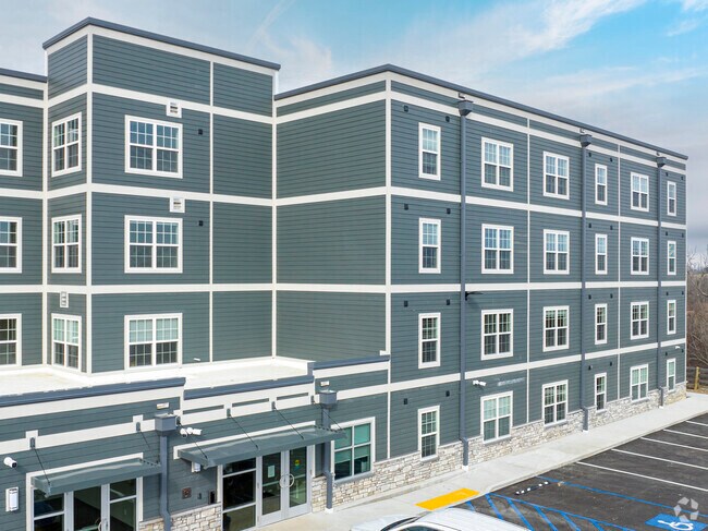 Exterior del edificio - Polo Club Park - Senior/Affordable Housing