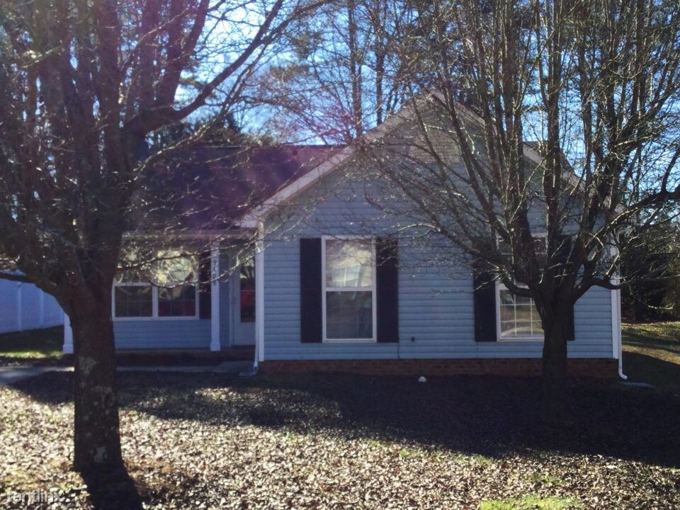 Primary Photo - 9408 Northwoods Forest Dr