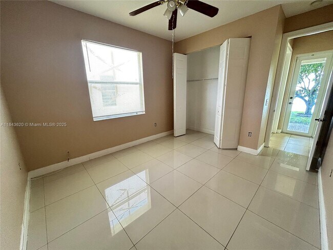 Foto del edificio - 17409 SW 54th St