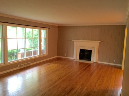 Building Photo - 22026 Calverton Rd