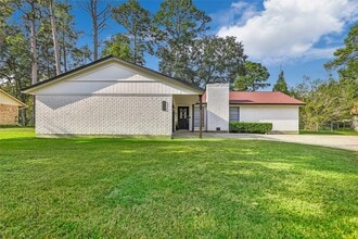Building Photo - 212 Normal Park Dr